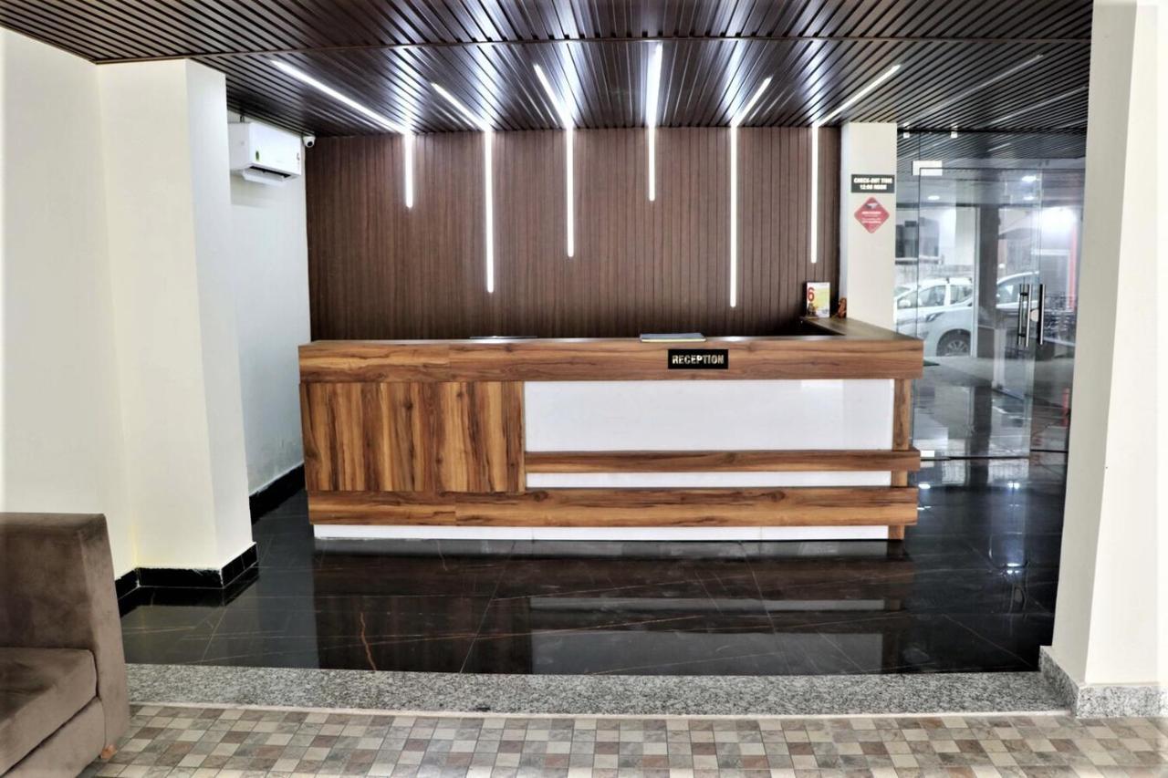 Hotel Blue Pine Haridwār Екстериор снимка