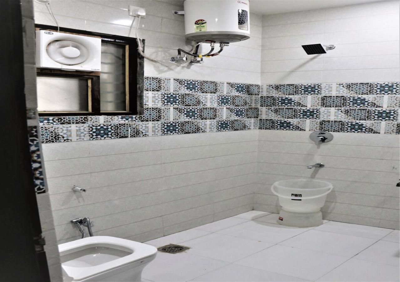 Hotel Blue Pine Haridwār Екстериор снимка