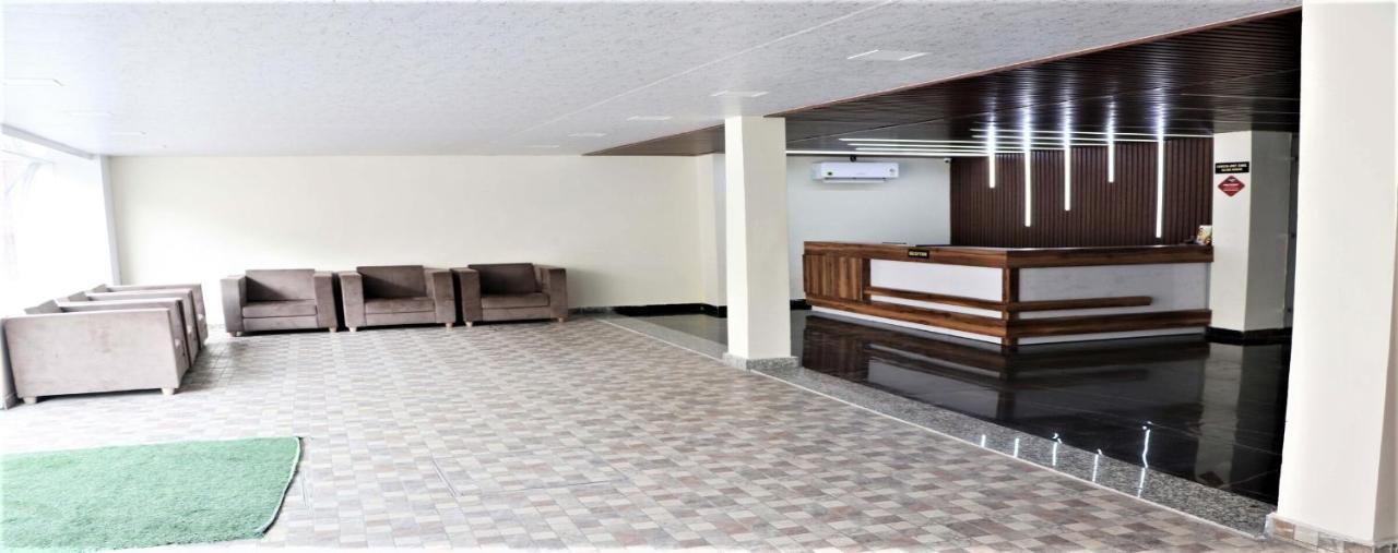 Hotel Blue Pine Haridwār Екстериор снимка