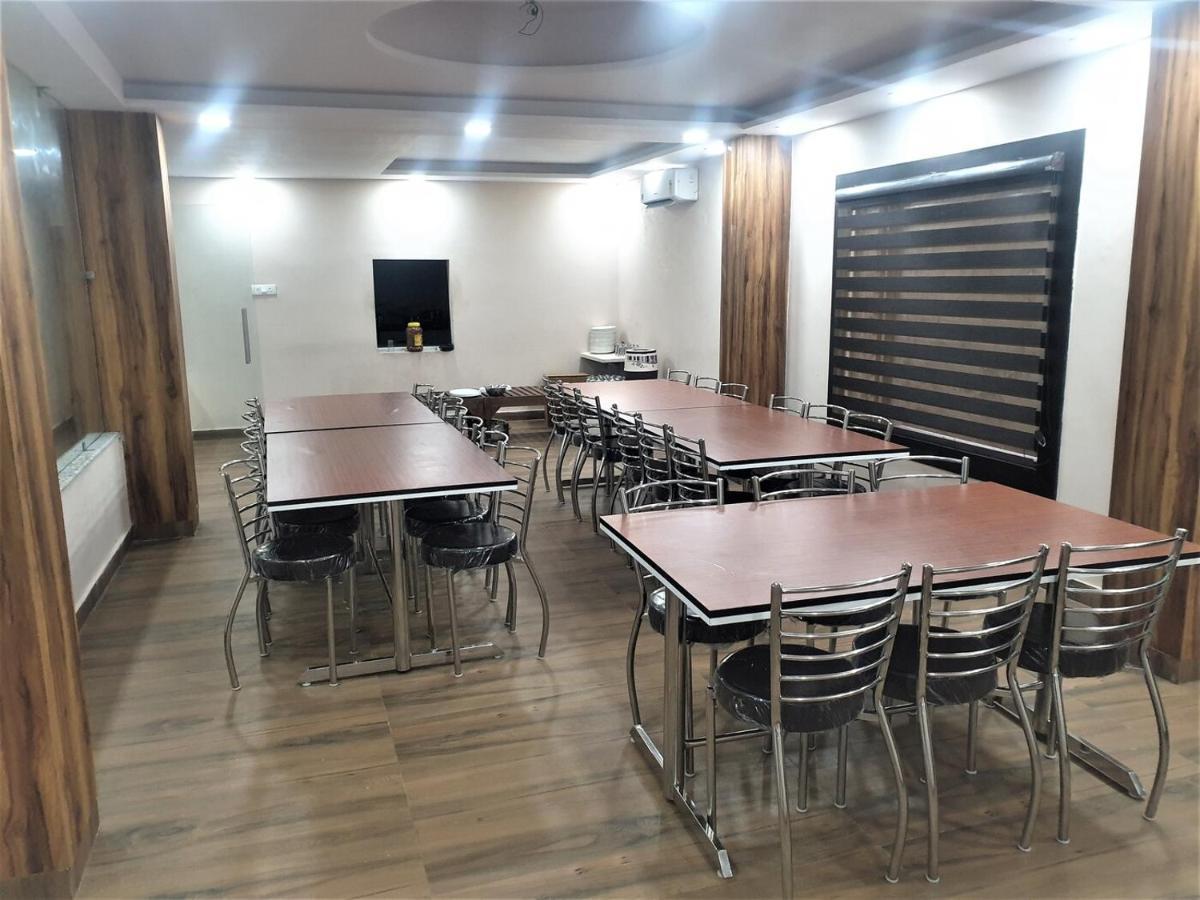 Hotel Blue Pine Haridwār Екстериор снимка
